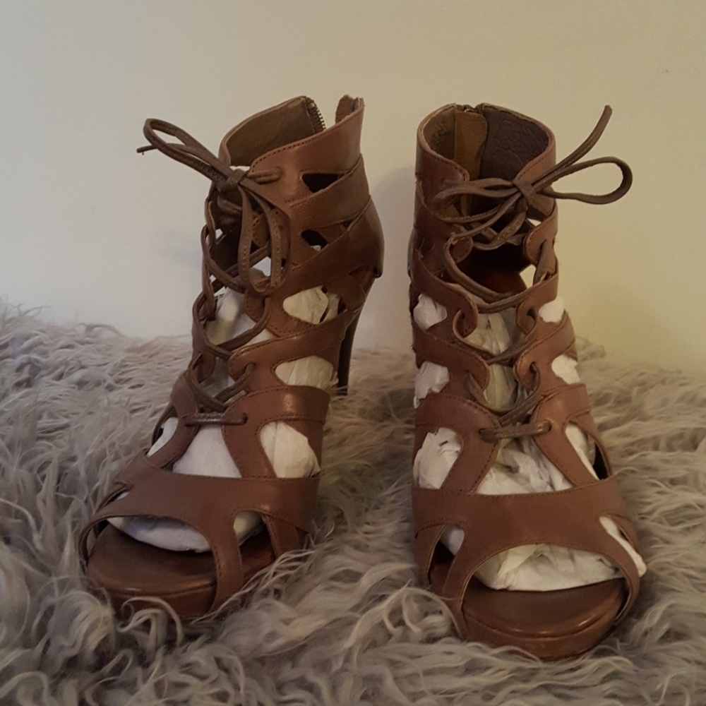Halogen Heels
